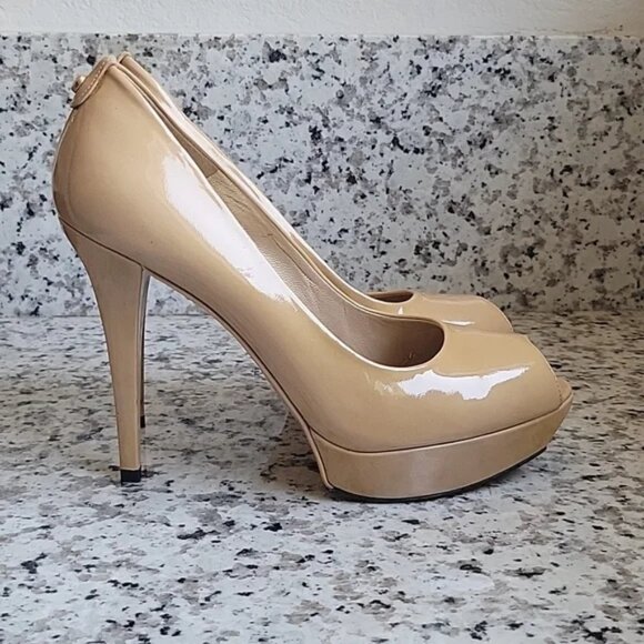 🔥🔥Special Free Offer!!🔥🔥 Stuart Weitzman peeptoe pumps - Picture 5 of 15